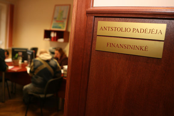 Žymė Antstolis