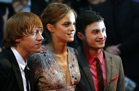 Daugiausia uždirbančių Holivudo žvaigždžių dešimtuke – Emma Watson ir Danielis Radcliffe`as (dešinėje).