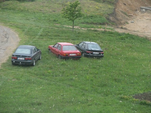Automobiliai Vievyje, Ežero gatvėje
