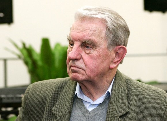 Poetas Justinas Marcinkevičius 