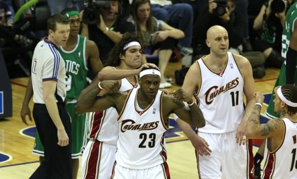 LeBronas Jamesas ir Žydrūnas Ilgauskas