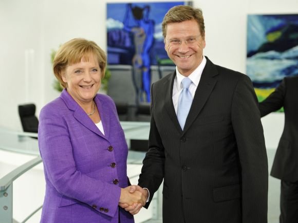 Guido Westerwelle su Angela Merkel