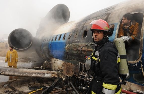 Užsidegęs lėktuvas „Tu-154“
