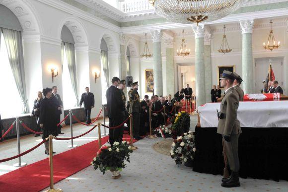Atsisveikinimas prezidentūroje su L.Kaczynskiu