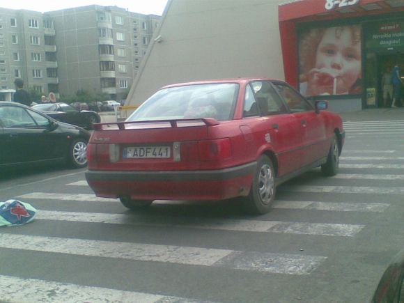 AUDI Pilaiteje, prie prekybos centro