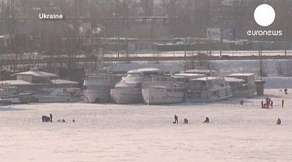 Odesos uostas sukaustytas ledų