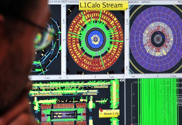 LHC valdymo pultas