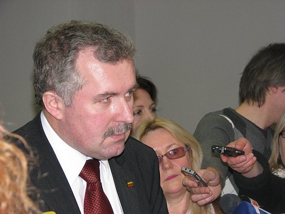 Arvydo Anušausko vadovaujamo komiteto tyrime taškas dar nepadėtas.  
