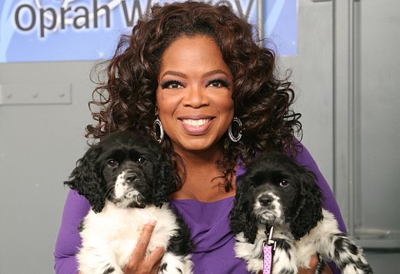 Oprah Winfrey su naujosiomis augintinėmis – Sunny ir Lauren.