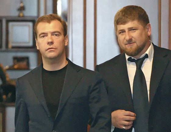 Dmitrijus Medvedevas ir Ramzanas Kadyrovas