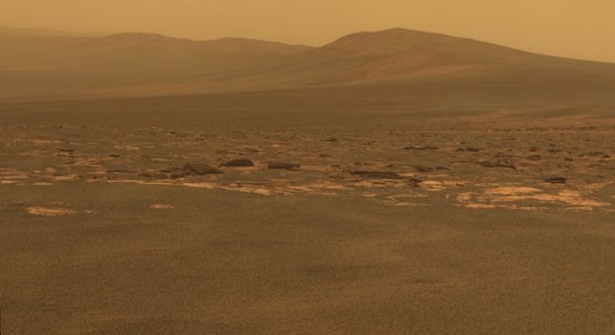 Marso peizažo nuotrauka, kurią į Žemę perdavė aparatas „Mars Exploration Rover Opportunity“