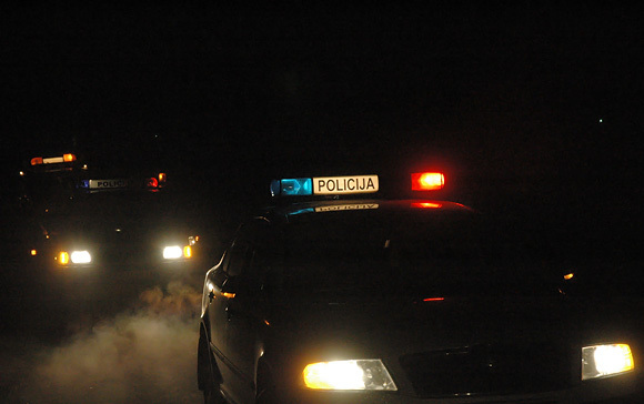 Policija