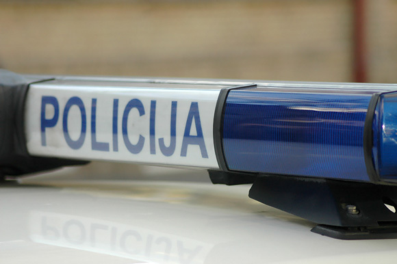 Policija