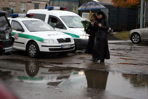 Kaune laidojamos žudynių aukos