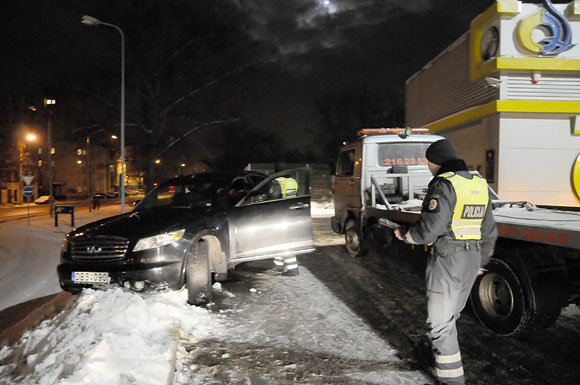 Buvusio notaro automobilis pusnyje