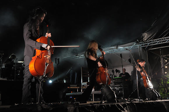 „Apocalyptica“ Trakų pilyje