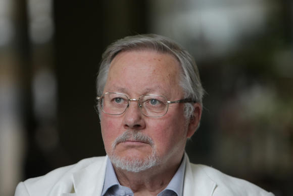 Vytautas Landsbergis laišku paragino bendražygius remti Dalios Grybauskaitės kandidatūrą.