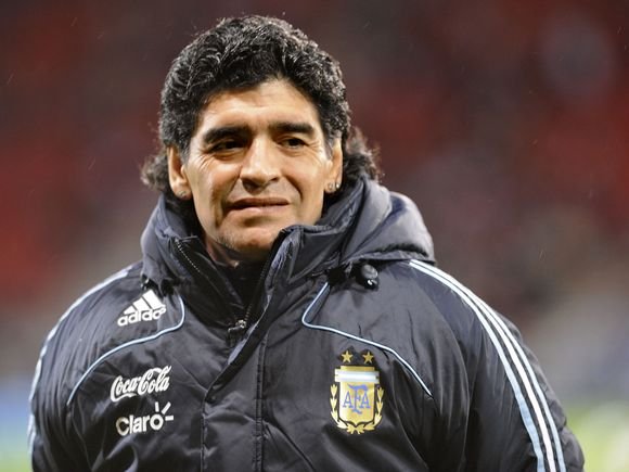I.Wellwortho keršto taikiniu pirmosiose savo varžybose prie rinktinės vairo tapęs D.Maradona draugiškame mače su škotais šventė pergalę rezultatu 1:0.