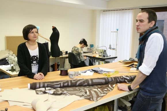 K.Kruopienytė ir E.Sidaras šiuo metu baigia savo kolekciją „Pliurpologija“, kuri bus pristatyta „Mados infekcijoje“.