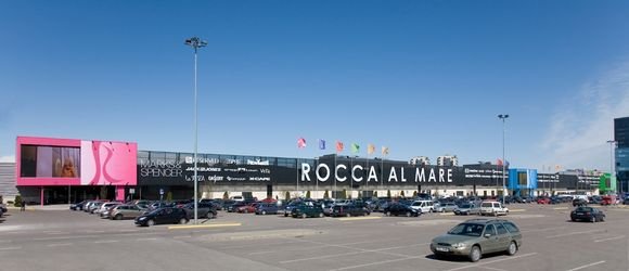 „Rocca al Mare“ prekybos centras