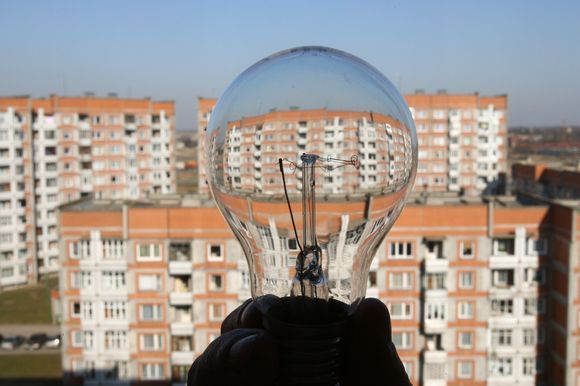 Iš rinkos stumiamų 75 W galingumo lempučių pardavimas ES  pastaruoju metu išaugo 35 proc. 