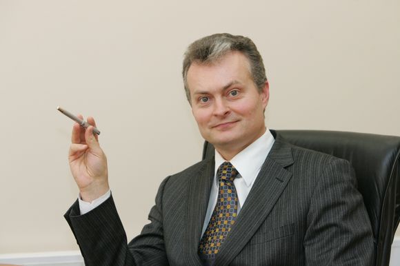 Gitanas Nausėda