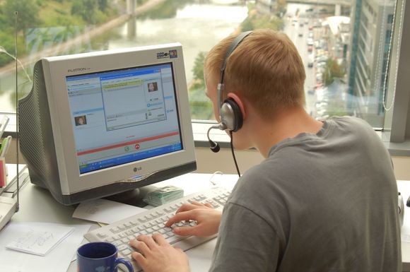 Interneto vartotojai prirašo įvairiausių komentarų. Kartais ir labai nepadorių.