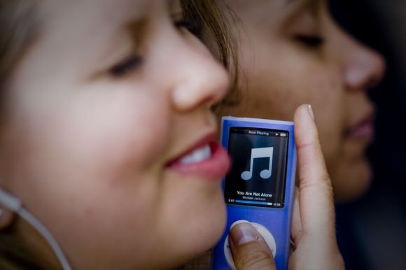 „iPod“ gali perkaisti.