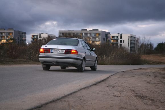 Pilaitėje esančioje Stalupėnų gatvėje gyventojams nėra nei šaligatvių, nei gatvės apšvietimo.