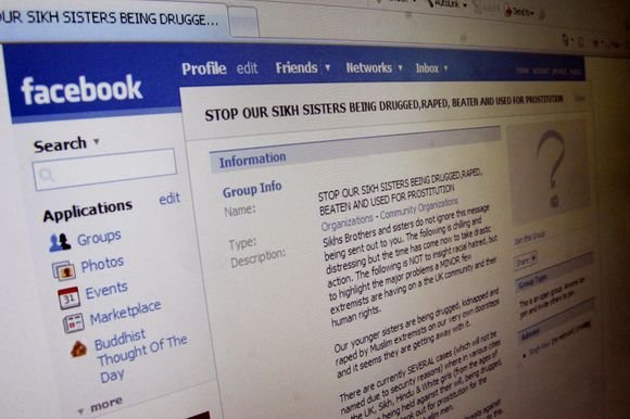 „Facebook“.