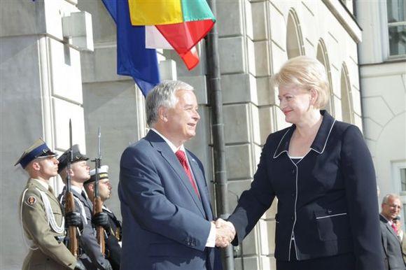 Lenkijos prezidentas Lechas Kaczynskis ir Lietuvos prezidentė Dalia Grybauskaitė
