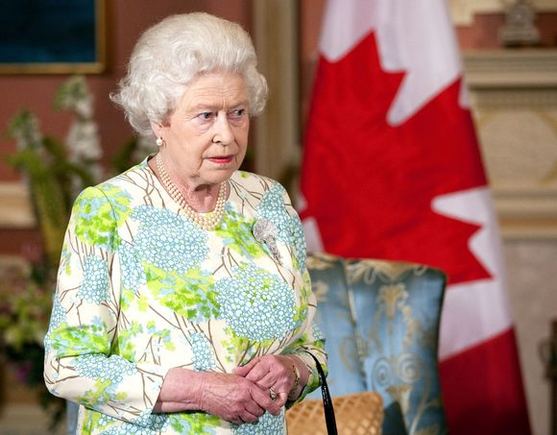 Didžiosios Britanijos karalienė Elizabeth II