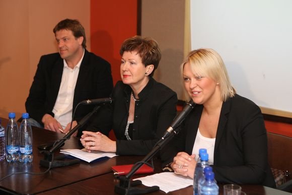 „Sidabrinės gervės“ apdovanojimų organizatoriai