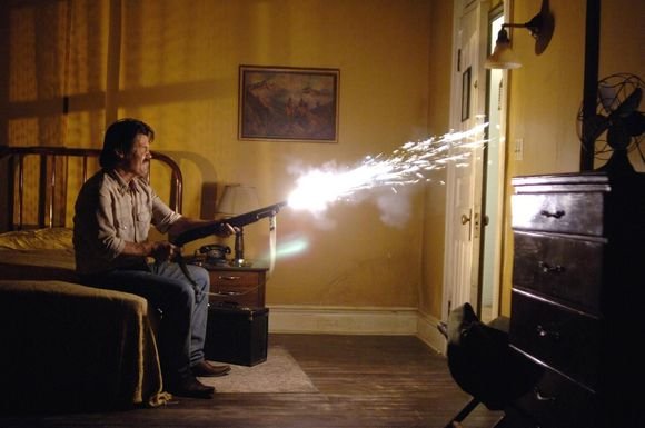 Filmas „Šioje šalyje nėra vietos senukams“ 