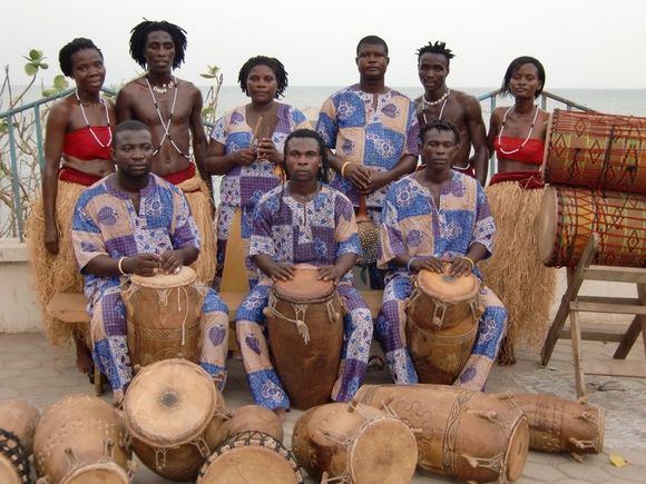 Afrikos cirko artistai iš Ganos 