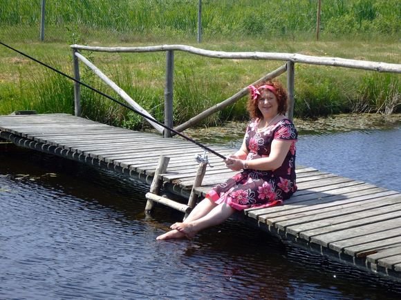 L.Kalpokaitė žvejoja