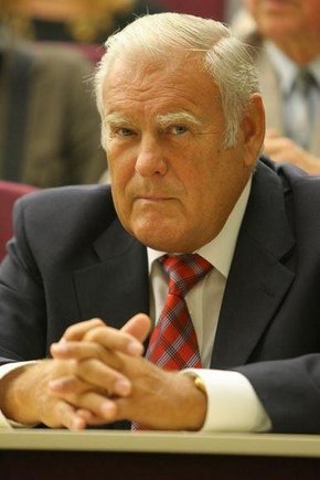Išėjusio anapilin Bronislovo Lubio turtas teko žmonai.