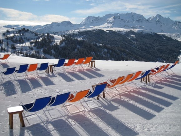 Šauni vietelė pasišildyti bei pailsėti (Alta Badia)