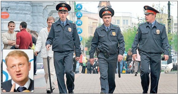 Rusijos milicininkai kaip nori, taip ir savavaliauja, o pavieniai demaskavimo atvejai, tokie kaip A.Dymovskio, nieko nekeičia.