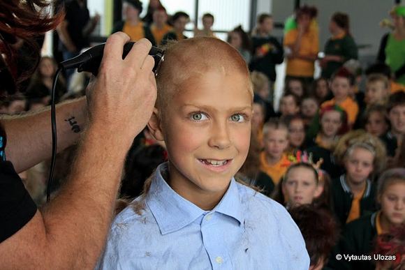 Džeremio atsisveikinimas su plaukais – solidarumo sergantiems kraujo vėžiu išraiška.