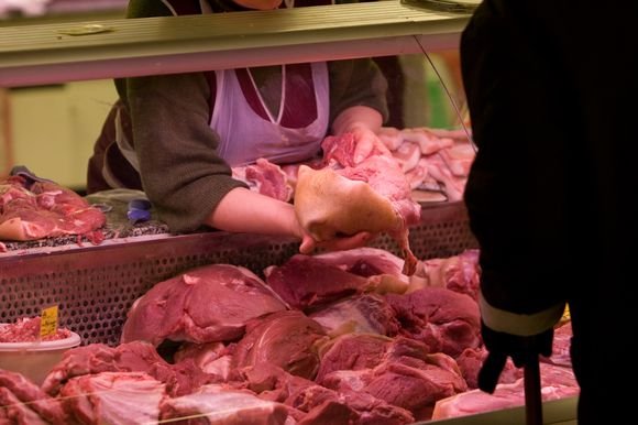 Žmonės jau įprato skaičiuoti ir pamatė, kad Lenkijoje visi produktai pigesni. 