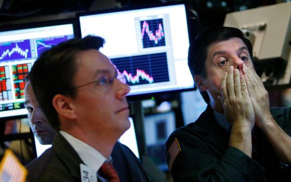 2000 metai pažymėti vadinamuoju „dotcom“ burbulu, o 2008 metais griuvęs bankas „Lehman Brothers“ sukėlė pasaulinę bankų krizę.