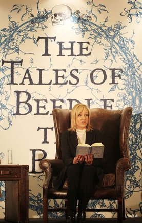 Naujoji J.K.Rowling knyga jau graibstoma kino prodiuserių. 