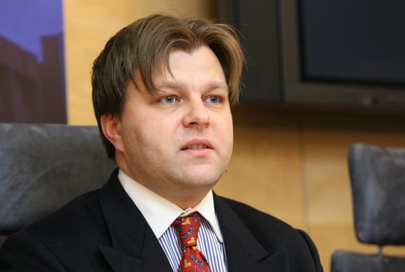 Mantas Adomėnas