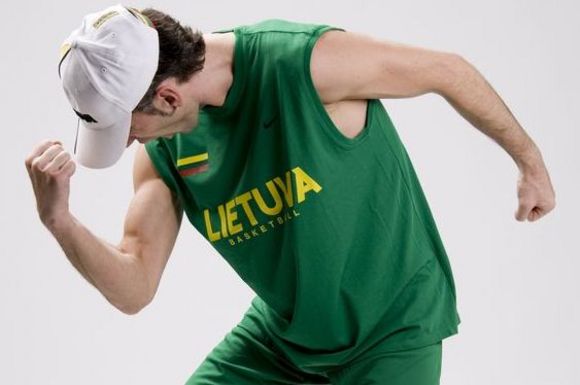 „Striptizo ereliai” keičia profesiją?