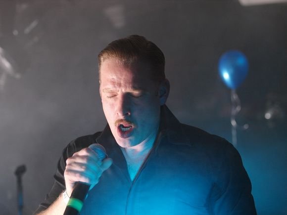 Per naktinio Vilniaus klubo „Pacha“ antrąjį gimtadienį jame koncertavo islandų grupę „Gus Gus“.