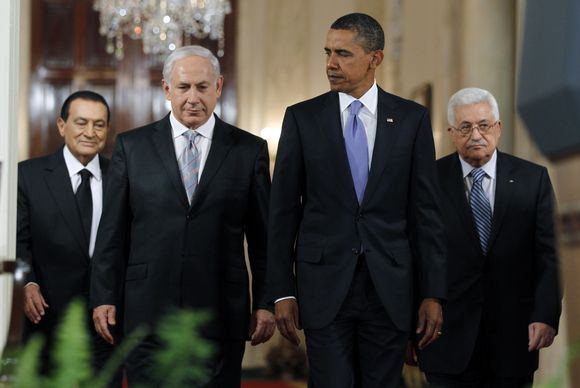 Izraelis ir palestiniečiai atnaujina tiesiogines taikos derybas.