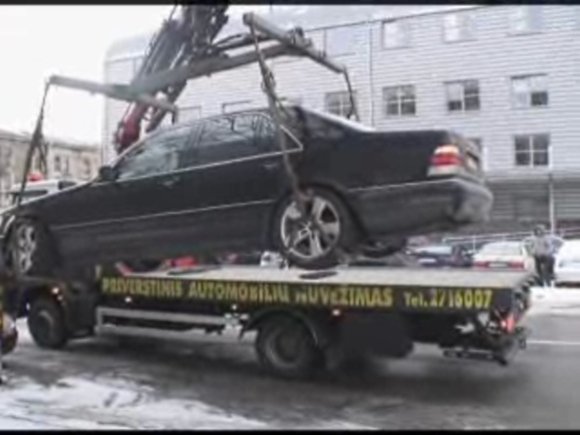 Priverstinai išvežtas limuzinas