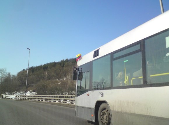 Papuoštas autobusas.