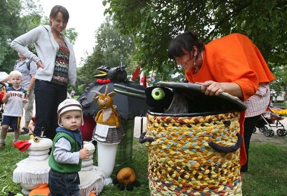 Mugėje nenuobodžiavo ir patys mažiausieji, kurie buvo įtraukti į įvairiausius žaidimus.